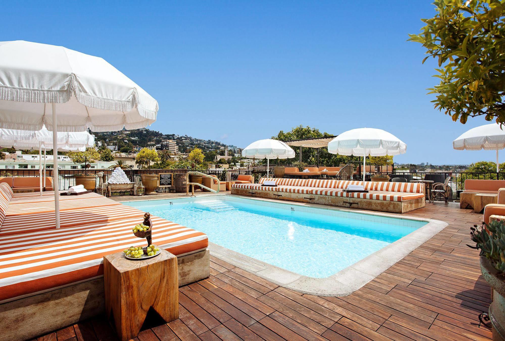 Petit Ermitage 4* Los Angeles